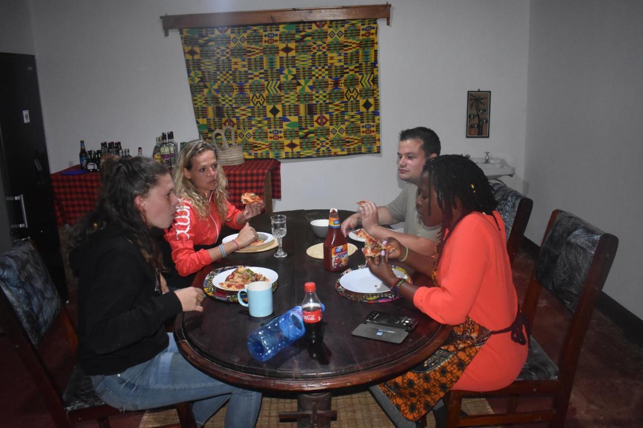 Emmy'S Backpackers Hostelイリンガ エクステリア 写真